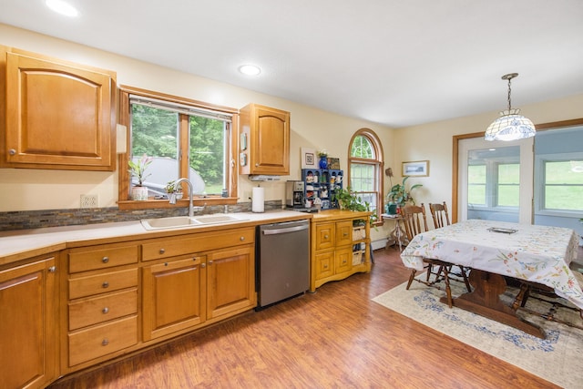 69 Cottage St, Hampden, ME 04444