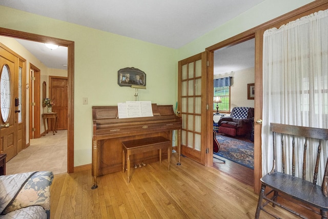 69 Cottage St, Hampden, ME 04444