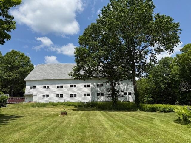 1835 Main St, Fayette, ME 04349 - view of side of property featuring a yard