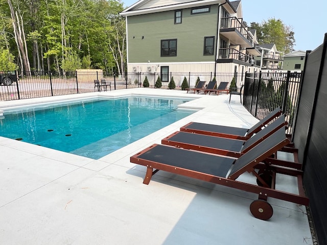 18 Salt Point Dr Unit 21, Old Orchard Beach, ME 04064 - view of swimming pool featuring a patio
