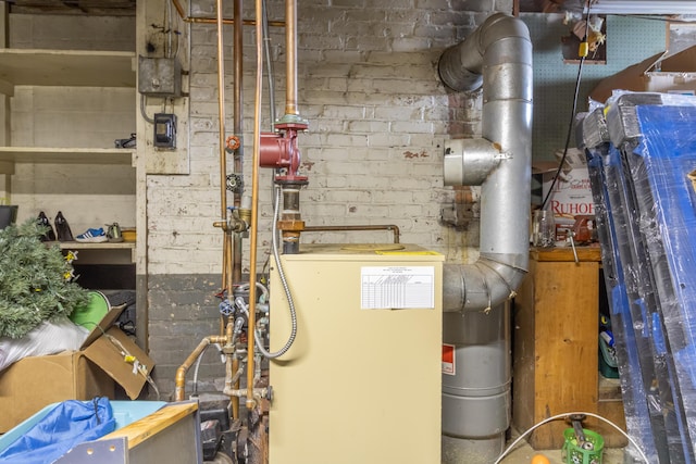 166 Franklin St, Bucksport, ME 04416 - utility room featuring water heater