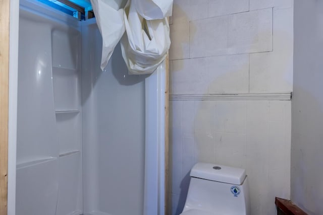 19 Mason St, Brunswick, ME 04011 - bathroom featuring toilet