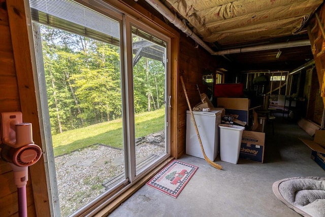 1103 Rte 135, Monmouth, ME 04259 - interior space