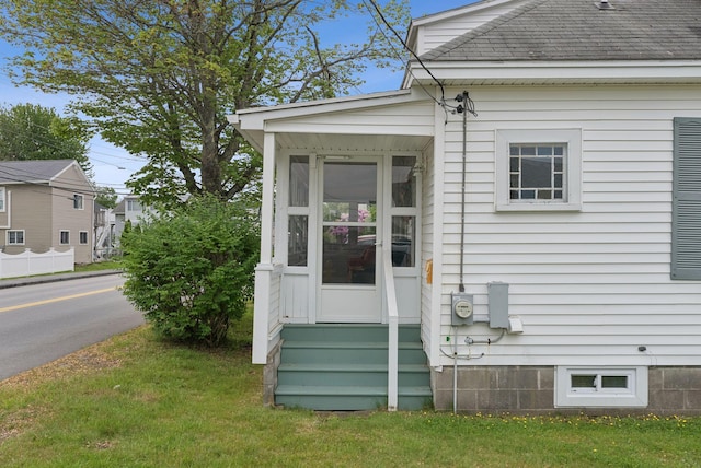 134 W Grand Ave, Old Orchard Beach, ME 04064 - property entrance