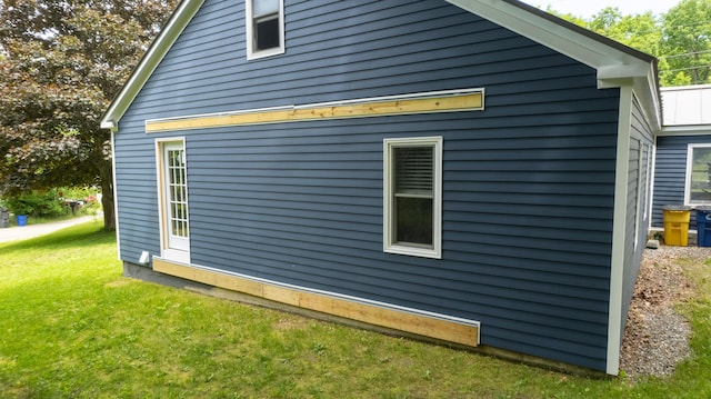 188 Old Chadbourne Rd, Lewiston, ME 04240 - view of side of home with a lawn