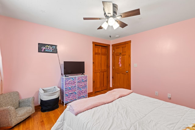 324 Pleasant Pond Rd, Turner, ME 04282 - bedroom with wood finished floors and a ceiling fan