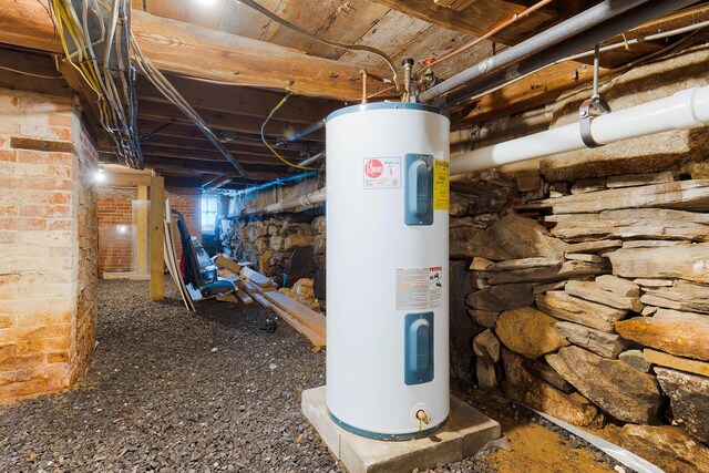 419 River Rd, Newcastle, ME 04553 - unfinished below grade area with electric water heater