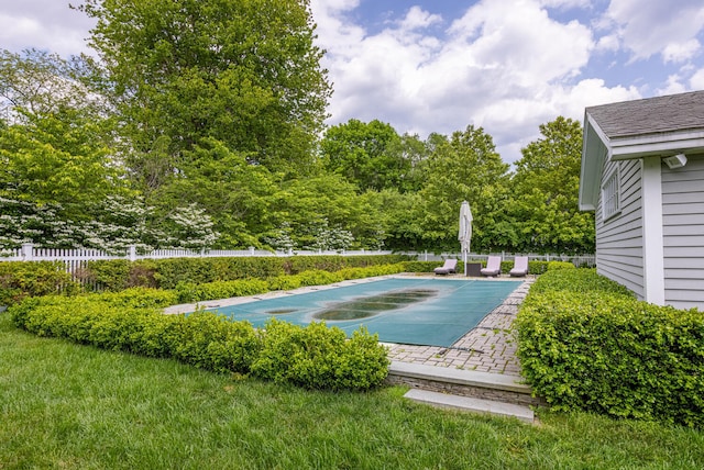 8 Broad Cove Rd, Cape Elizabeth, ME 04107 - view of pool featuring a patio area