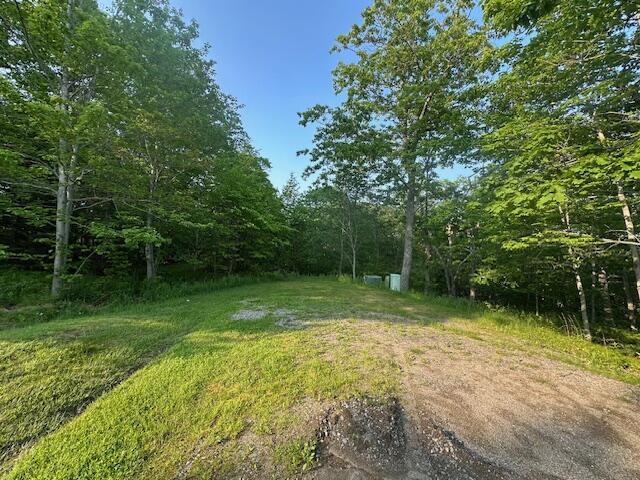 35 Spring Mountain Dr, Rockport, ME 04856