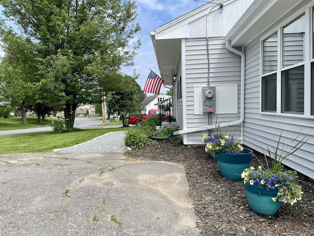 10 Crawford Dr, Bath, ME 04530 - view of property exterior