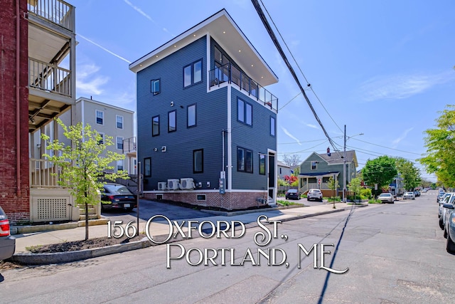 156 Oxford St, Portland, ME 04101 - view of building exterior