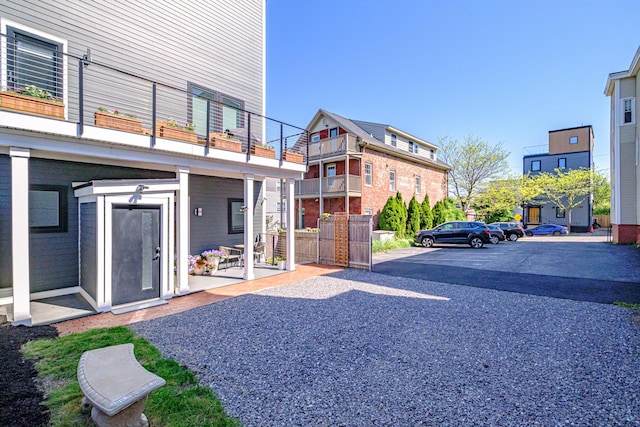 156 Oxford St, Portland, ME 04101 - view of asphalt driveway