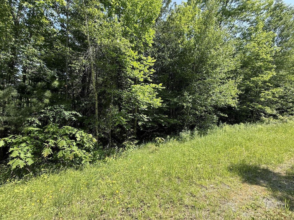 158-050-2 Vfw St, Lincoln, ME 04457