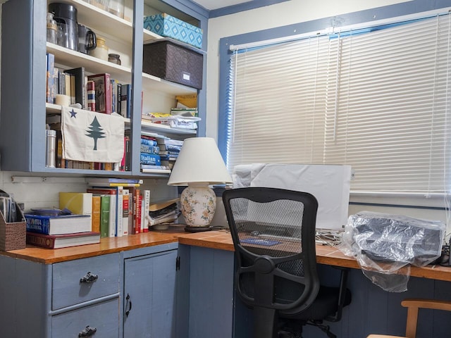 2593 Bristol Rd, Bristol, ME 04554 - view of home office