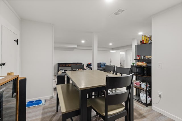 7 Bobcat Ln Unit 7, Berwick, ME 03901 - dining room with wood finished floors, baseboards, and recessed lighting