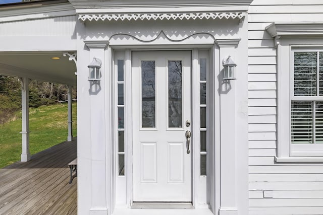 55 Ferry Rd, Swans Island, ME 04685 - doorway to property with a yard