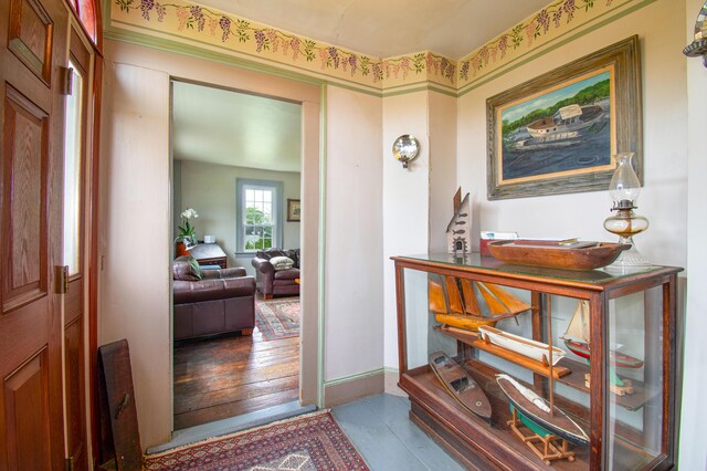 511 Main Rd, Phippsburg, ME 04562 - view of entrance foyer