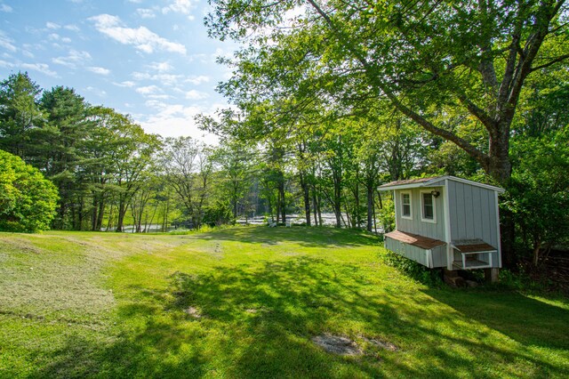 511 Main Rd, Phippsburg, ME 04562 - view of grassy yard featuring an outdoor structure