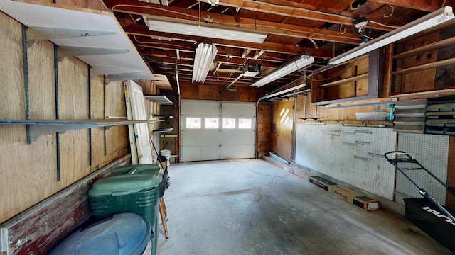 31 Vivian St, Auburn, ME 04210 - view of garage