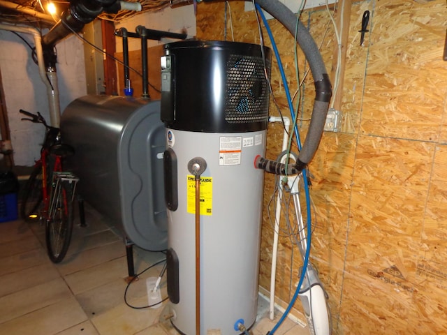 27 Grove St, Sanford, ME 04083 - utilities featuring heat pump water heater and oil tank