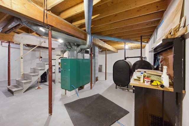 32 Nickerson Ln, Milford, ME 04461
