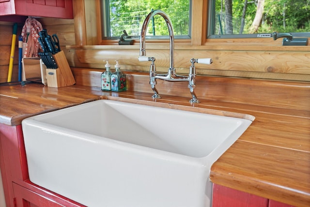 41 Canal St, Grand Lake Stream Plt, ME 04668 - detailed view of a sink