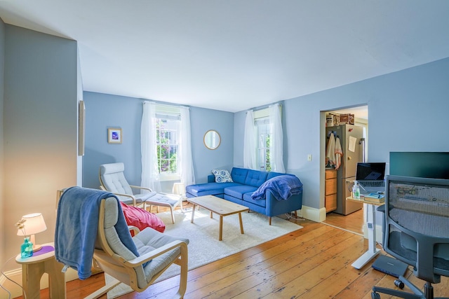 86 High St, Belfast, ME 04915 - living area with light wood-style floors