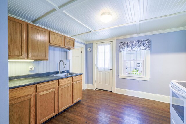 86 High St, Belfast, ME 04915 - kitchen with a sink, baseboards, dark countertops, dark wood-style floors, and white range with electric cooktop