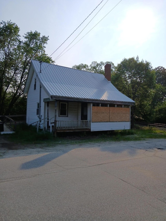 18 Lincoln St, Richmond, ME 04357 - photo 2