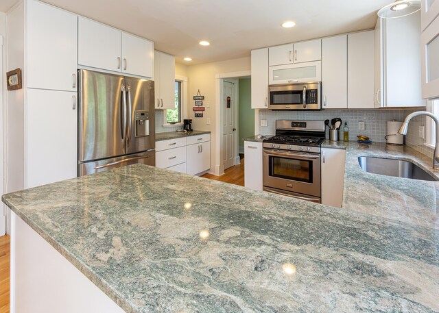 379 Bay View Dr, Bar Harbor, ME 04609 - photo 8