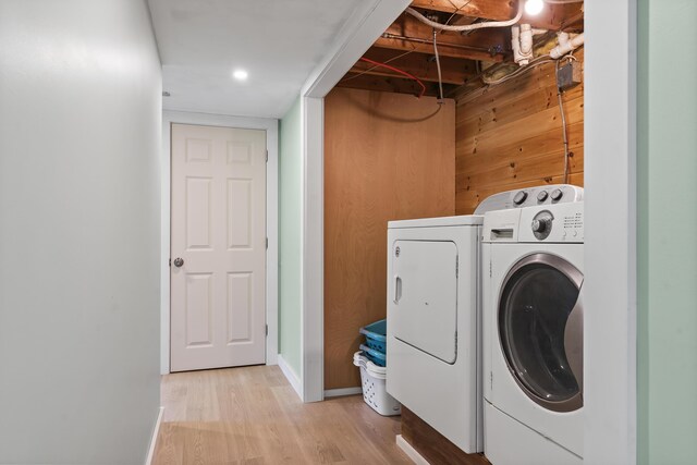 474 Center St, Nobleboro, ME 04555 - laundry room with washer and dryer and wood finished floors