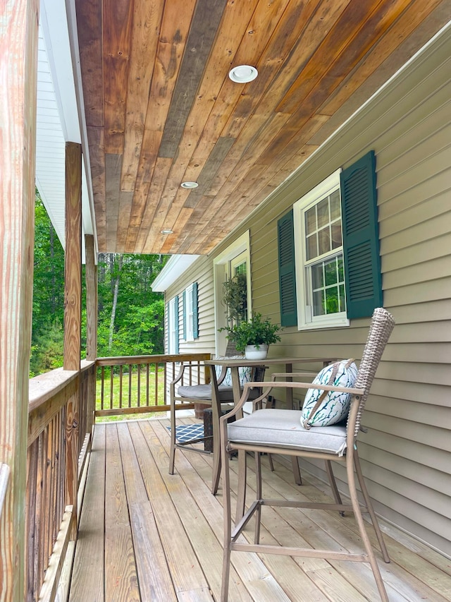 5 Willard Way, Raymond, ME 04071 - view of wooden porch