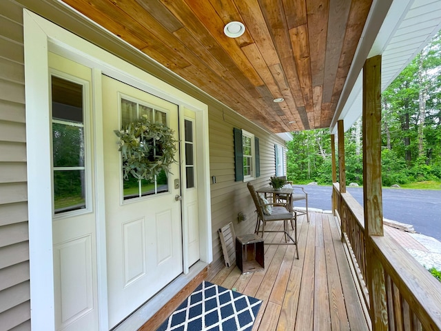 5 Willard Way, Raymond, ME 04071 - view of porch