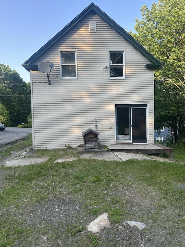 8 Lincoln St, Millinocket, ME 04462 - back of property
