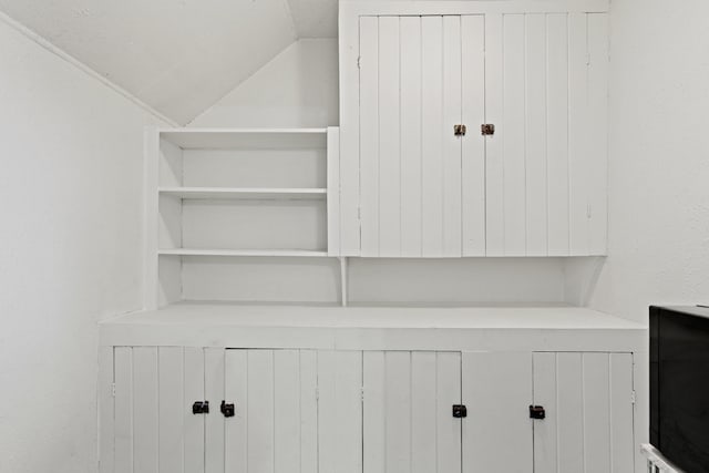 200 Main St, Freeport, ME 04032 - view of closet