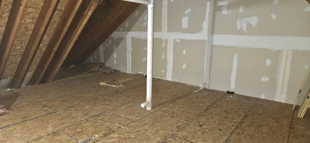 9 Hubbard Farms Rd Unit 15, Orono, ME 04473 - view of unfinished attic