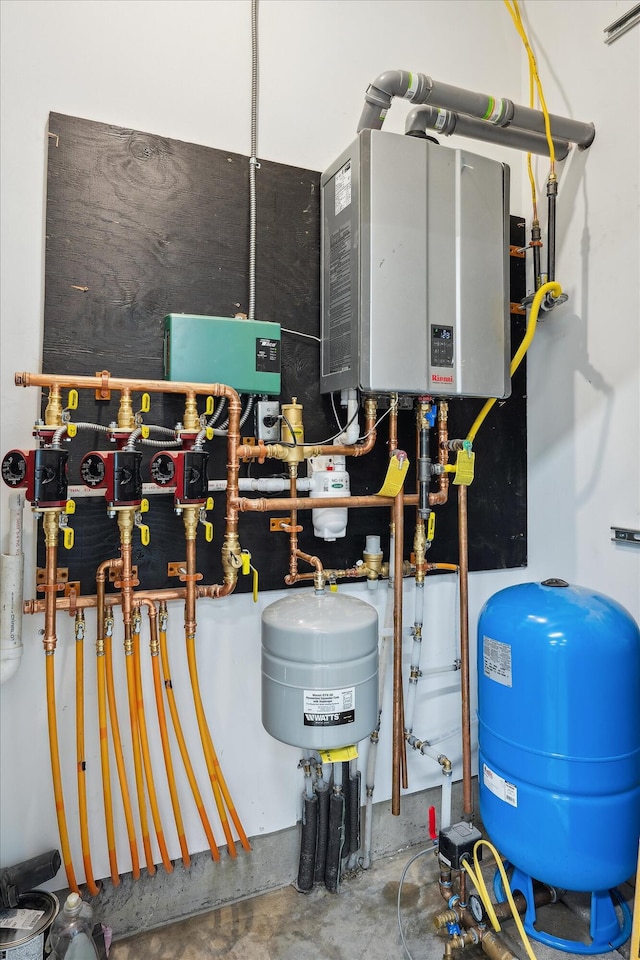 18 Crestwood Dr, Orrington, ME 04474 - utilities featuring tankless water heater