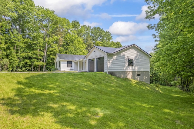 64 Old Pond Rd, Dexter, ME 04930