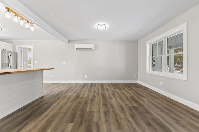 64 Old Pond Rd, Dexter, ME 04930