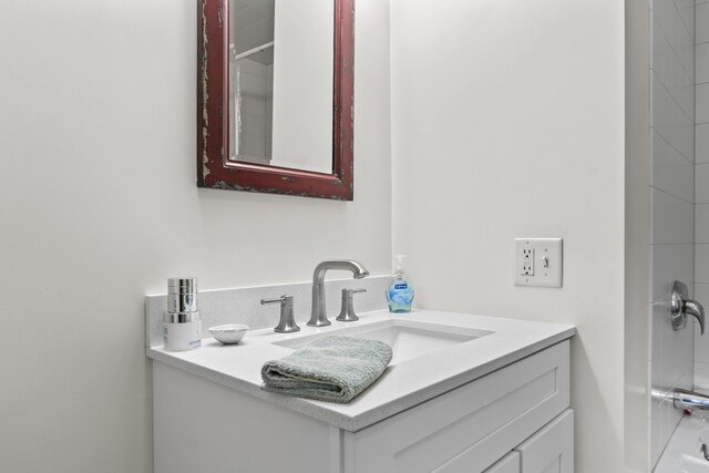 373 Brixham Rd, Eliot, ME 03903
