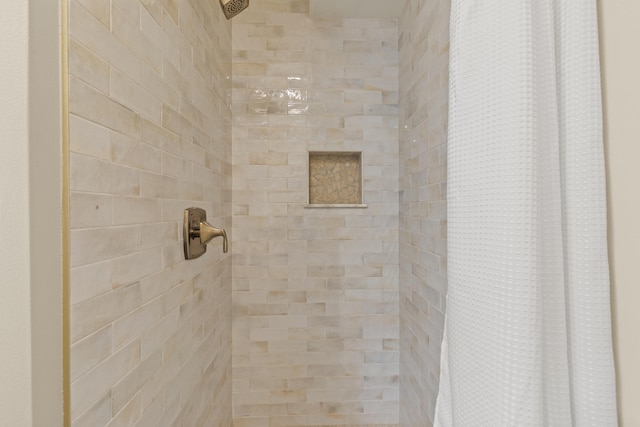 180 E Grand Ave Unit 3, Old Orchard Beach, ME 04064 - full bathroom with a tile shower