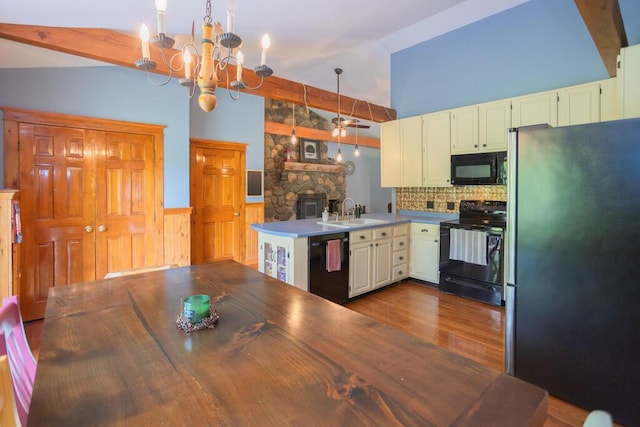 127 George Thomas Rd, Chesterville, ME 04938