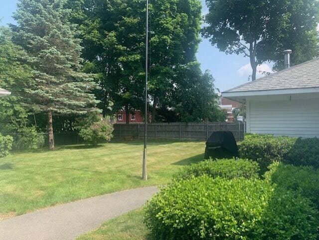 48 13th St, Bangor, ME 04401 - view of yard