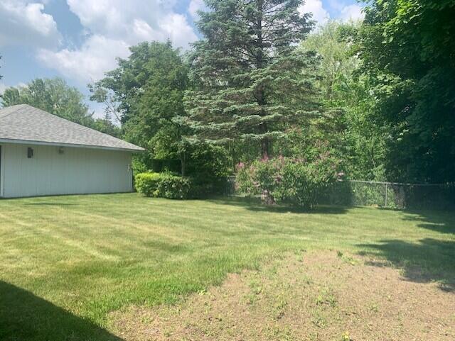 48 13th St, Bangor, ME 04401 - view of yard