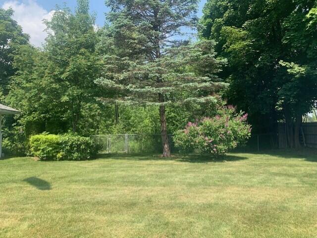 48 13th St, Bangor, ME 04401 - view of yard
