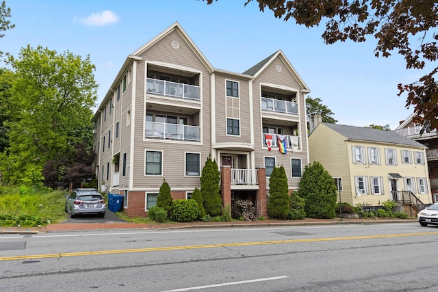 16 Guilford Ct Unit B1, Portland, ME 04101 - view of property