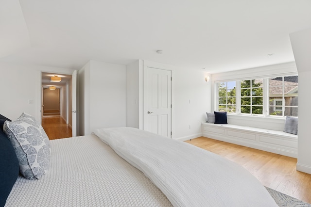 22 Channel Cove Ln, Biddeford, ME 04005 - bedroom featuring light wood-style floors and baseboards