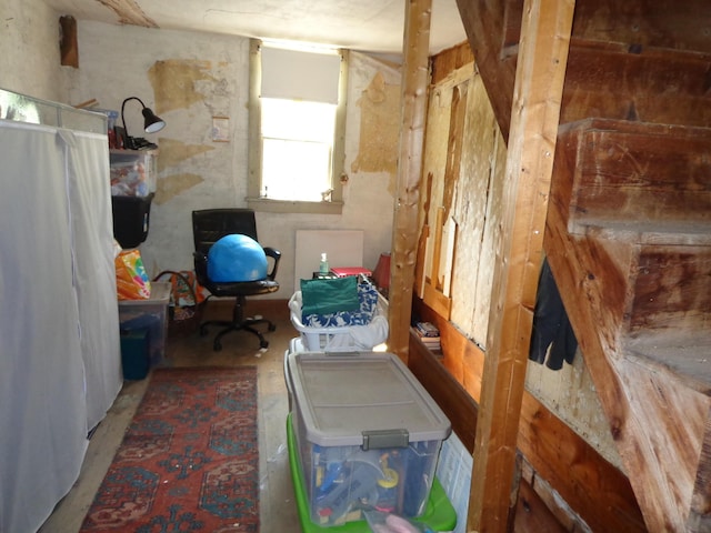 1089 Maplewood Rd, Newfield, ME 04095 - interior space