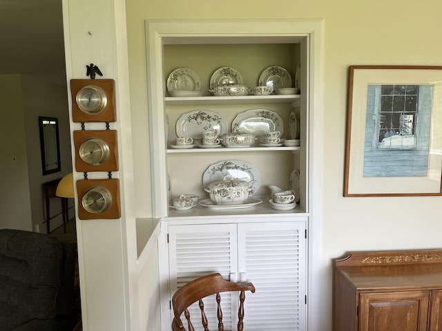 241 Bristol Rd, Damariscotta, ME 04543 - detailed view of built in features
