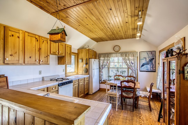 85 Circle Farm Ln, Blue Hill, ME 04614 - photo 3